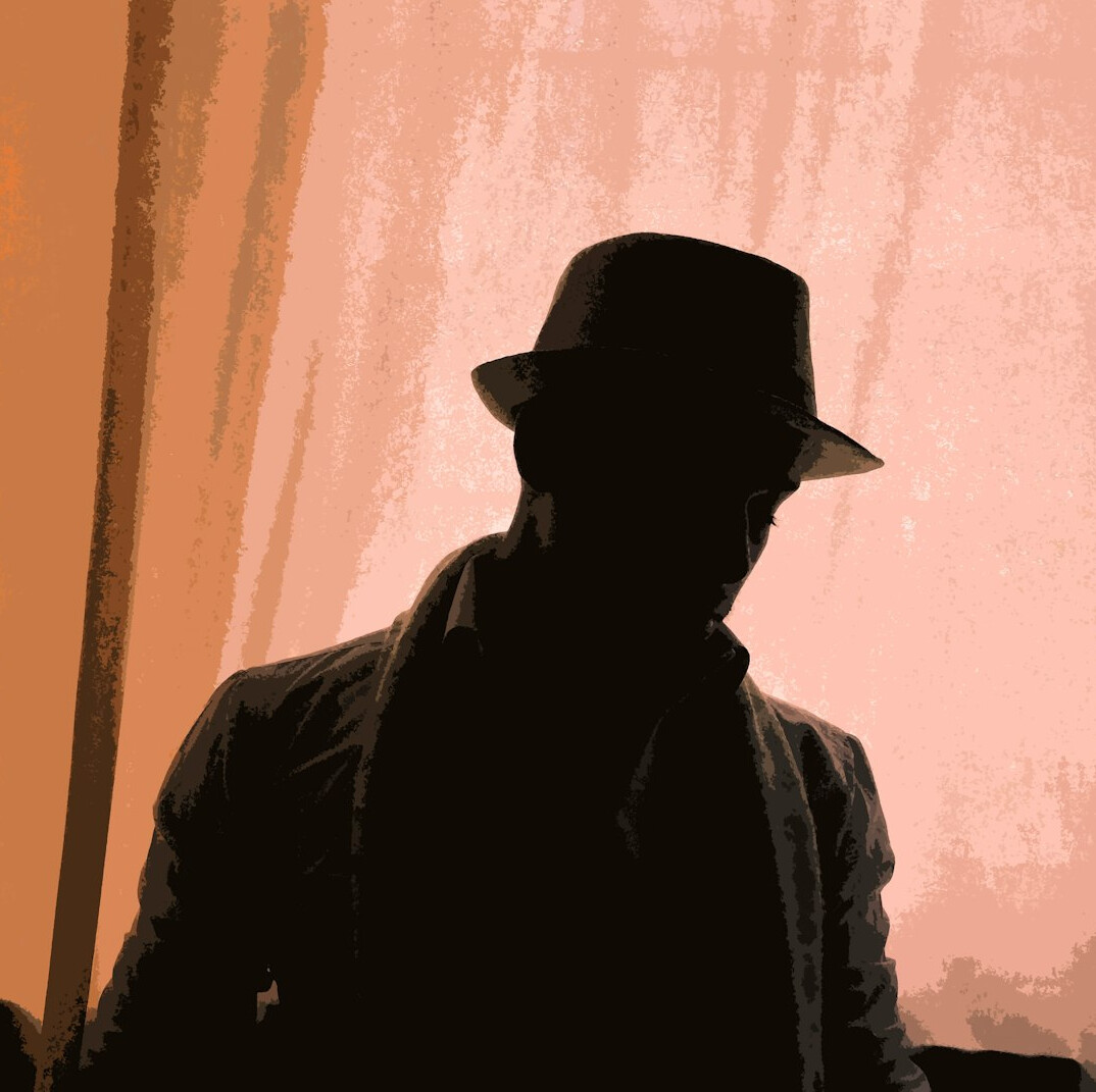 detective in action